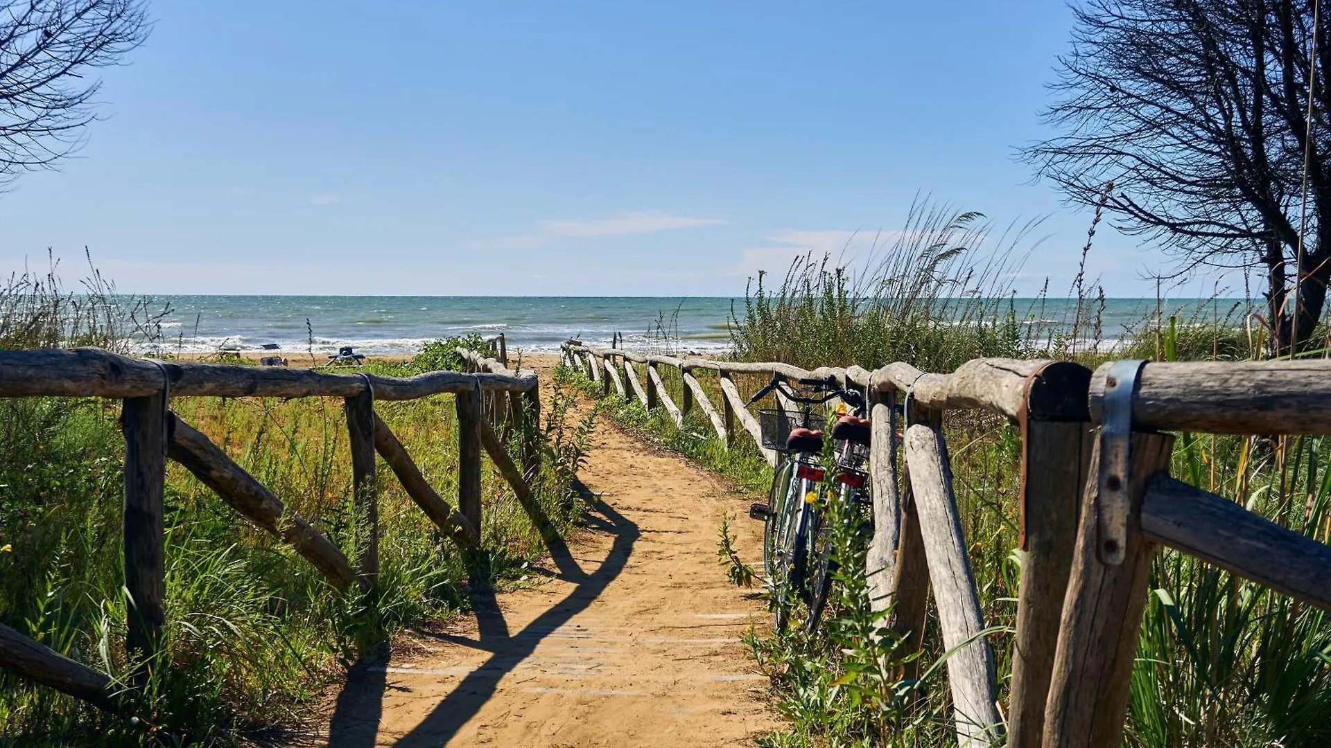 Gorgeous Flat With Terrace - Beahost Rentals Bibione Apartment