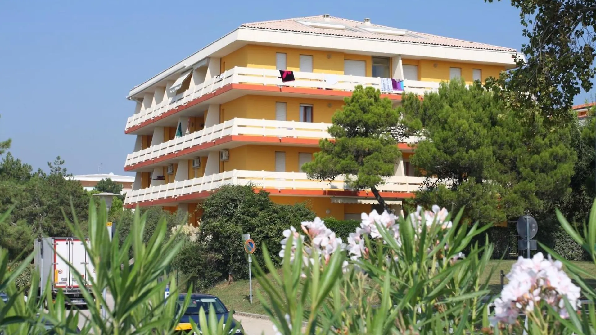 Gorgeous Flat With Terrace - Beahost Rentals Bibione